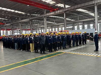 公司舉行開工儀式暨“開工**課”